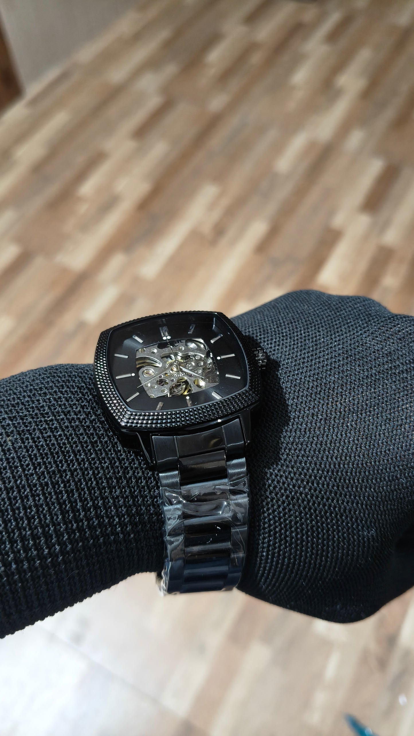 FOSSIL  Premium Black Automatic Skeleton Watch – Luxury Stainless Steel Timepiece
