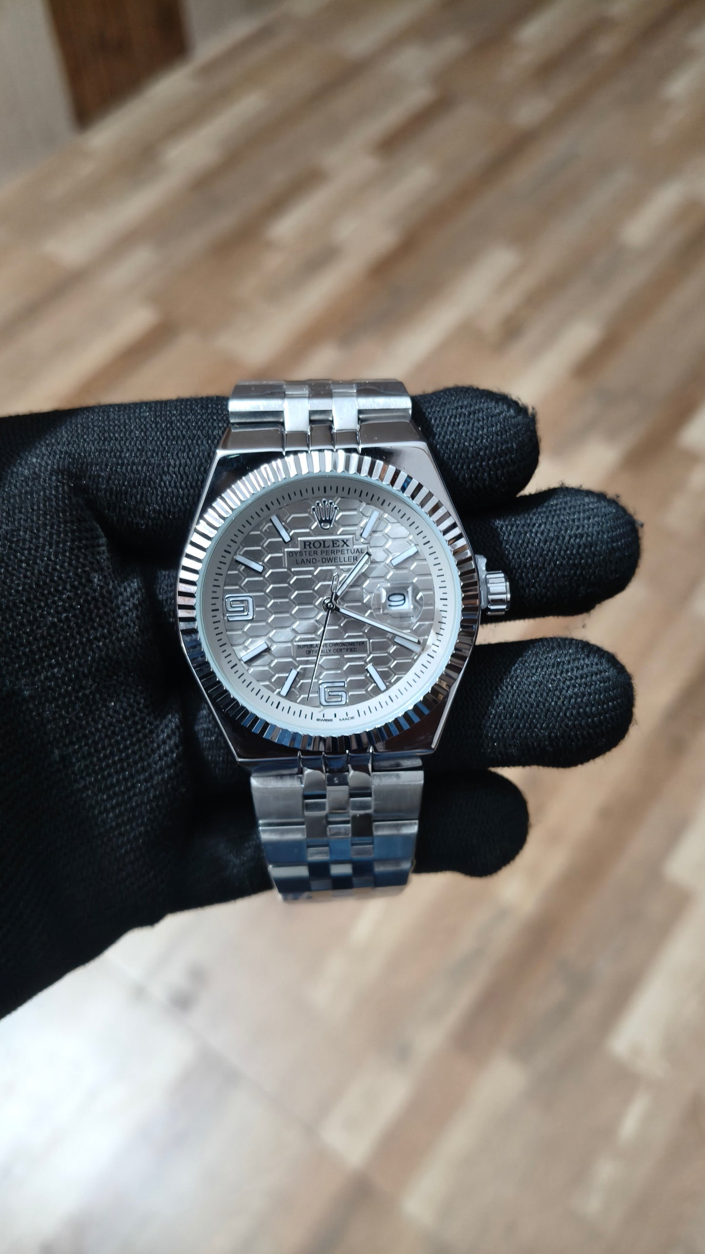 Rolex Oyster Perpetual Land-Dweller Gold | White Honeycomb Dial Edition