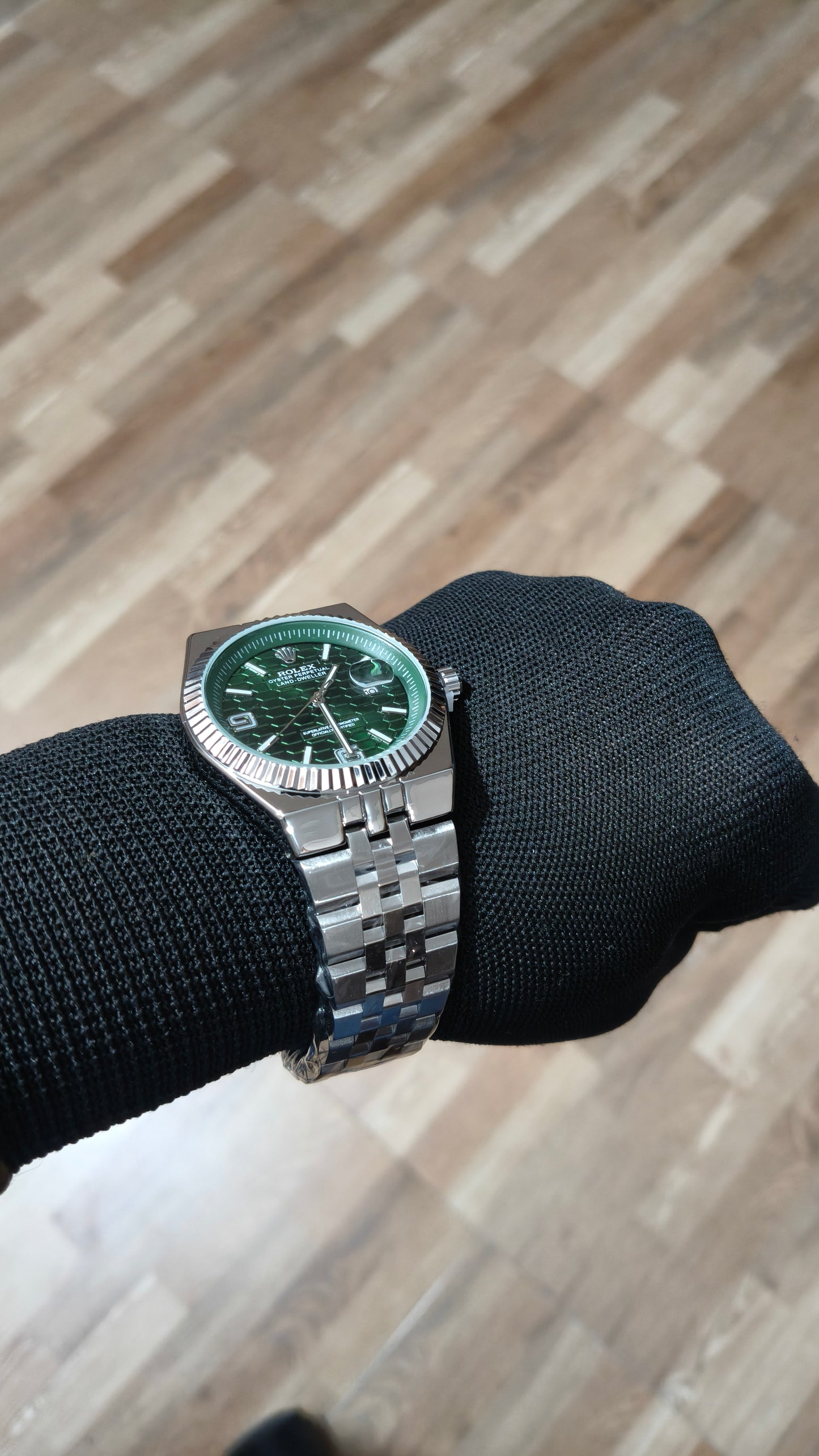 Rolex Oyster Perpetual Land-Dweller Gold | White Honeycomb Dial Edition
