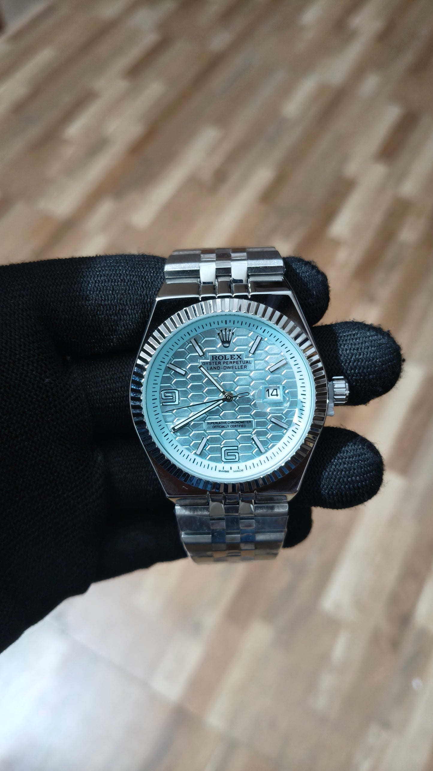Rolex Oyster Perpetual Land-Dweller Gold | White Honeycomb Dial Edition