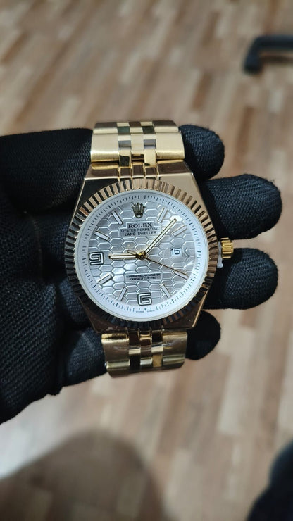 Rolex Oyster Perpetual Land-Dweller Gold | White Honeycomb Dial Edition
