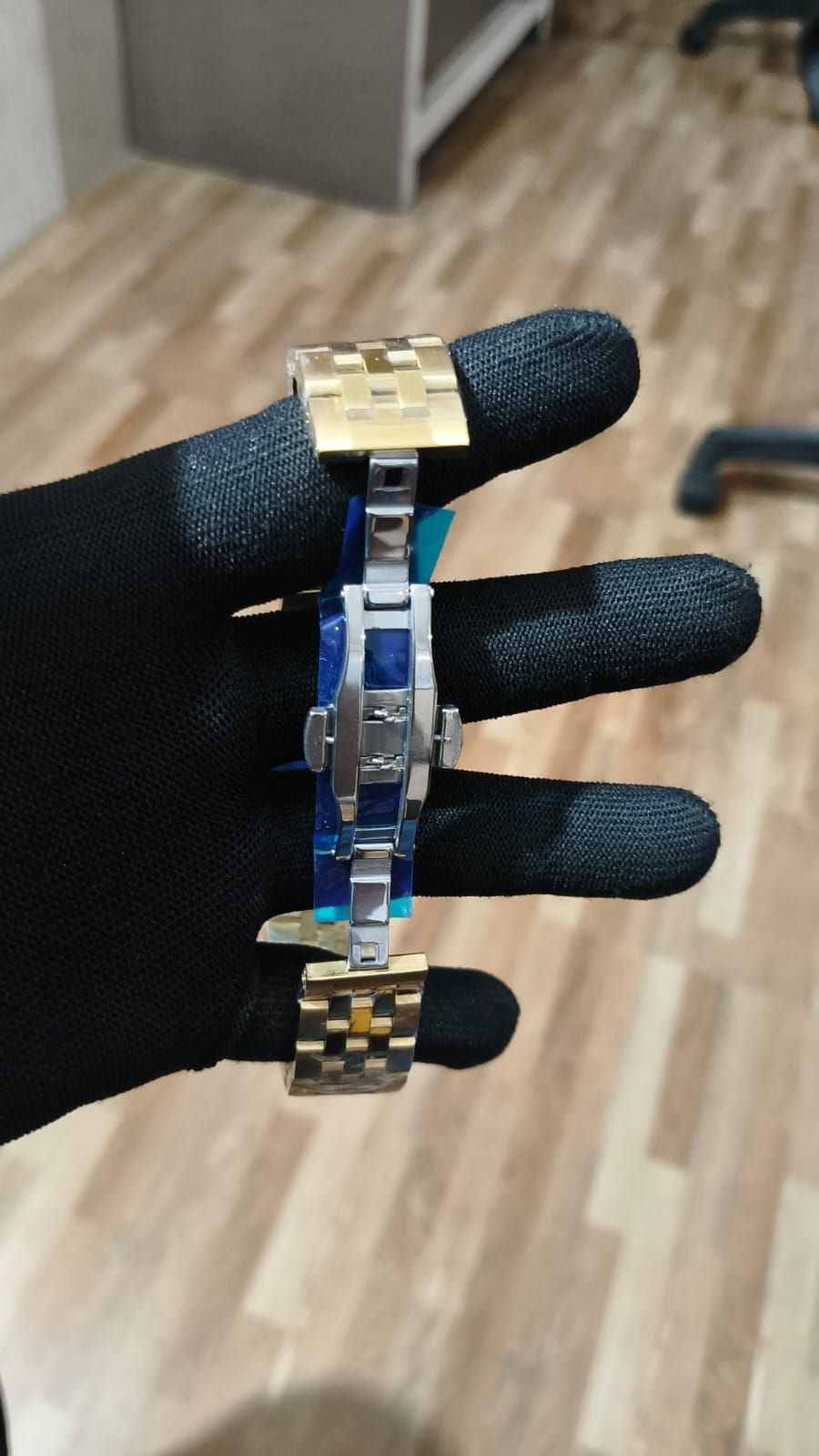 Rolex Oyster Perpetual Land-Dweller Gold | White Honeycomb Dial Edition