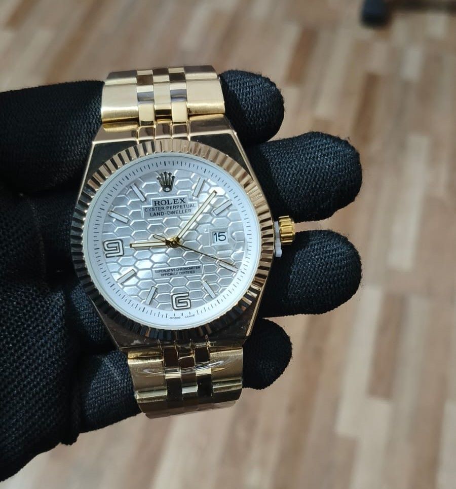 Rolex Oyster Perpetual Land-Dweller Gold | White Honeycomb Dial Edition